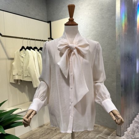 플리츠 스트랩 단추 블라우스