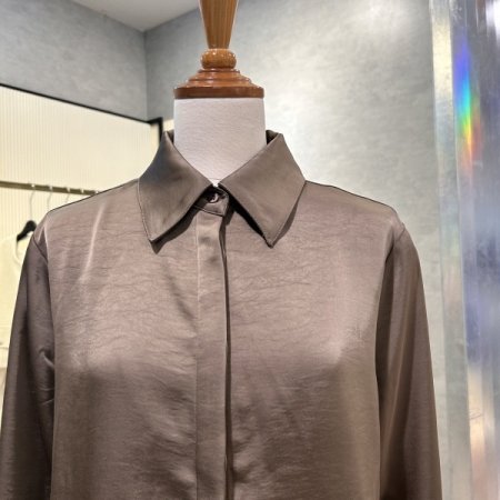 새틴 카라 언발 셔츠