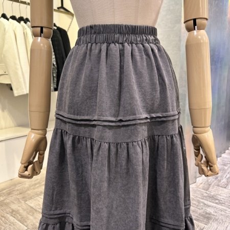 이단 셔링 밴딩 롱 스커트