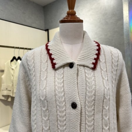 스티치 라인 배색 카라 니트 가디건