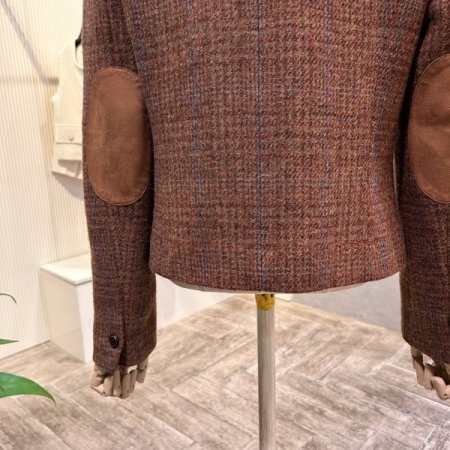 크롭 체크 아플리케 소매 모직 자켓