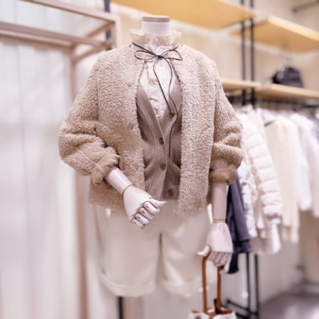 라운드넥 사이바포켓 뽀글이 무스탕