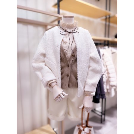 라운드넥 사이바포켓 뽀글이 무스탕