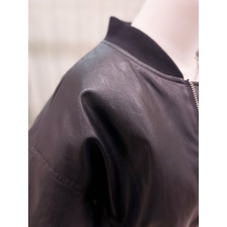 페이크레더 퀼팅안감 오버핏 점퍼