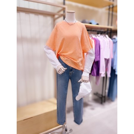 데끼 디테일 티셔츠