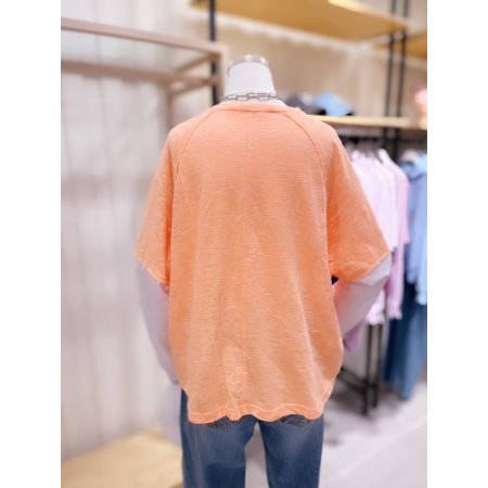 데끼 디테일 티셔츠