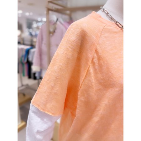 데끼 디테일 티셔츠