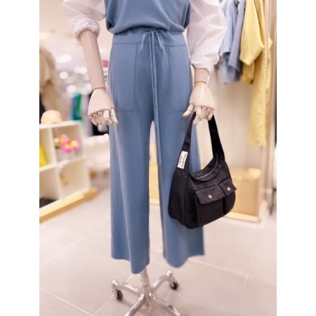 스트레이트핏 니트 점프슈트