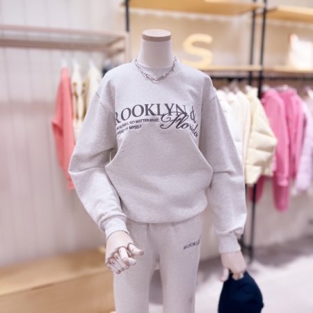 레터링 자수 맨투맨 티셔츠