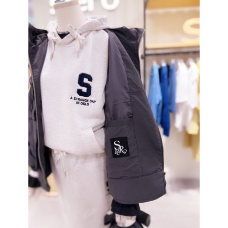 플랩 포켓 후드 점퍼