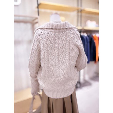 변형꽈배기 카라 가디건