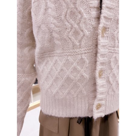 변형꽈배기 카라 가디건