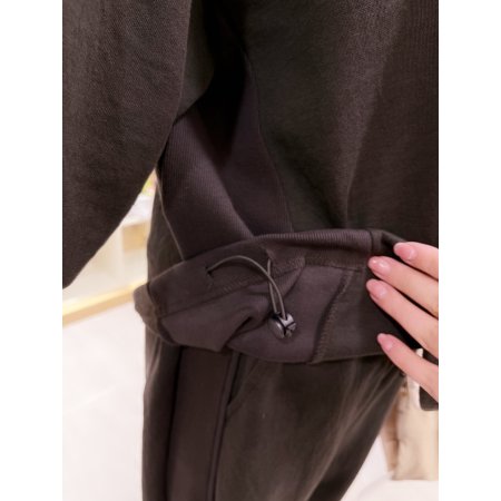 절개 집업 나그런 맨투맨