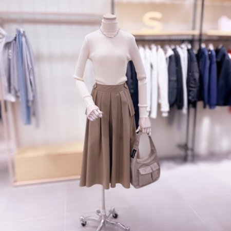 오드람프 터틀넥 골지 니트