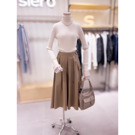 오드람프 터틀넥 골지 니트