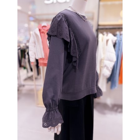 어깨소매 스칼럽 레이스 장식 티셔츠