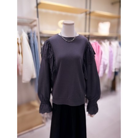 어깨소매 스칼럽 레이스 장식 티셔츠