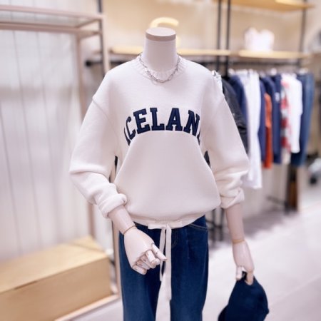 ICELAND 원단패치 스트링 니트