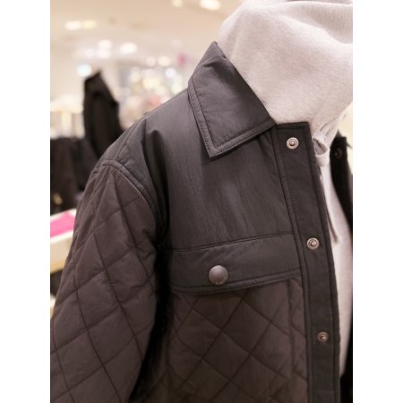 다이아퀼팅 배색 워싱 점퍼