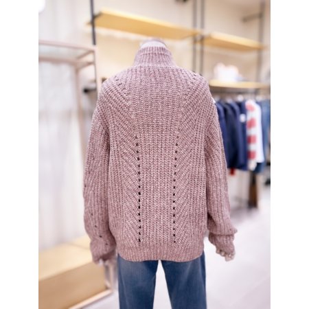 스카시 디테일 하이넥 니트