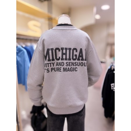 MICHIGAN 절개 자수 맨투맨