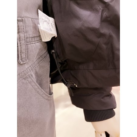 하이넥 세미크롭 다운 점퍼