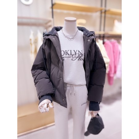 니트후드 크랍 사선 다운 점퍼