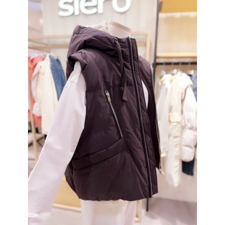 후드넥 지퍼 디테일 다운 베스트