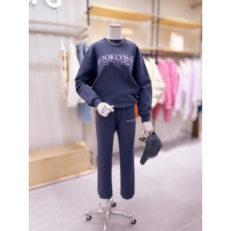 자수 레터링 맨투맨 티셔츠