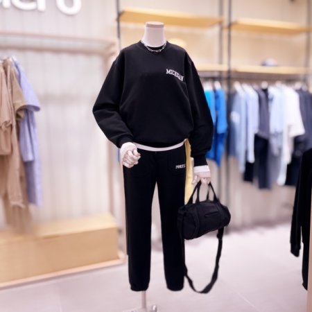 MICHIGAN 절개 맨투맨