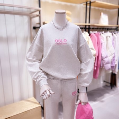 OSLO로고 리버스 맨투맨