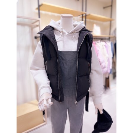 하이넥 다운 지퍼 베스트