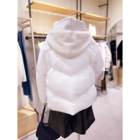 니트후드 다운 점퍼