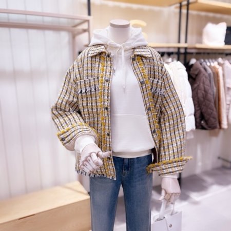 스냅 여밈 셔츠형 트위드 자켓