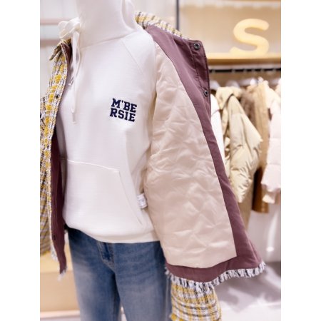 스냅 여밈 셔츠형 트위드 자켓