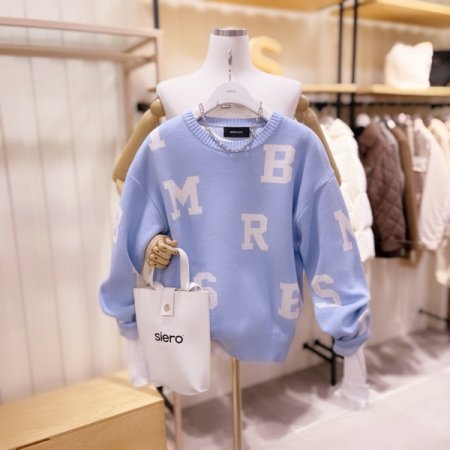 자카드 로고플레이 라운드넥 풀오버	