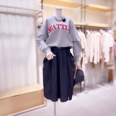 SEATTLE 뒷절개 맨투맨