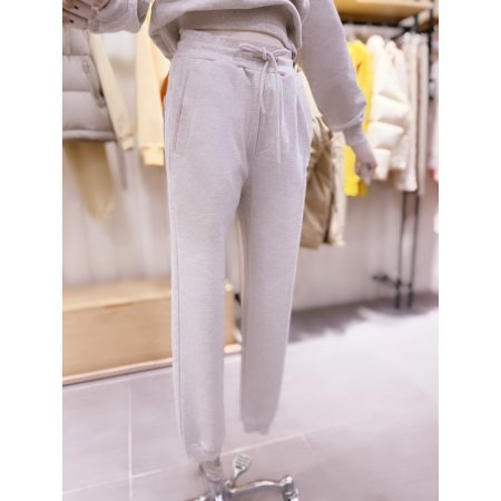 엠버시 자수 포인트 조거 팬츠