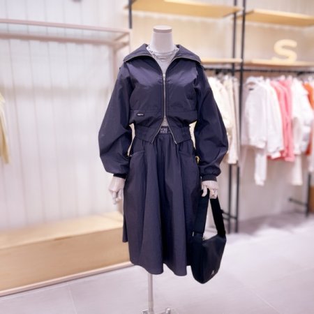 가로포켓 디테일 홑겹 크롭 점퍼