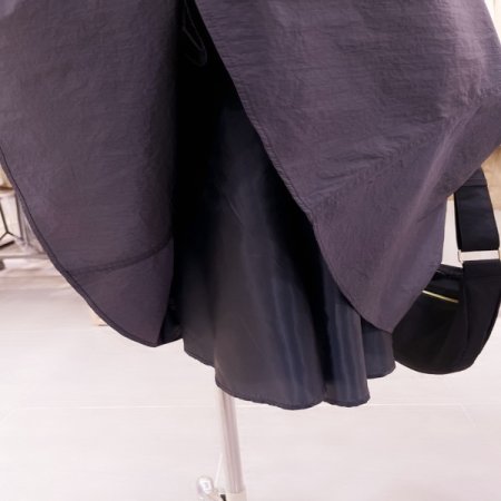 허리밴딩 자수 사이드포켓 개더 스커트