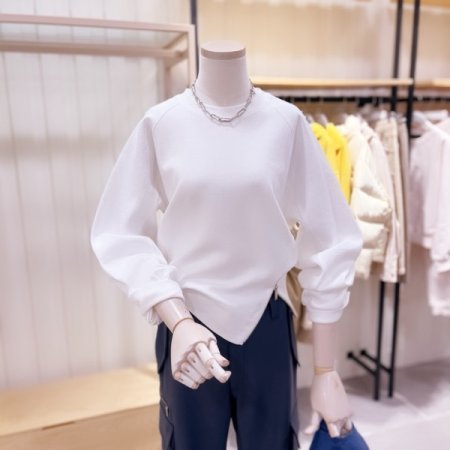 사선 지퍼 백자수 포인트 티셔츠