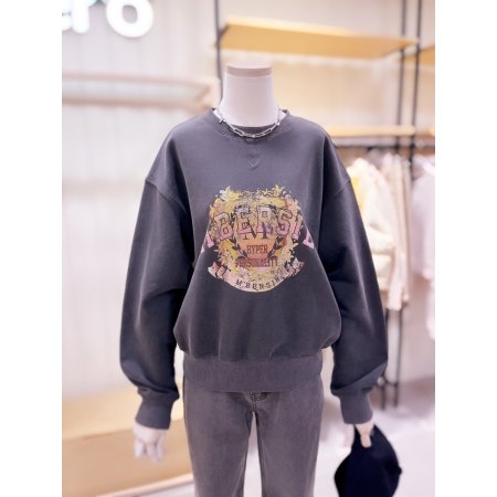 엠블럼 로고 프린트 세미 크롭 맨투맨