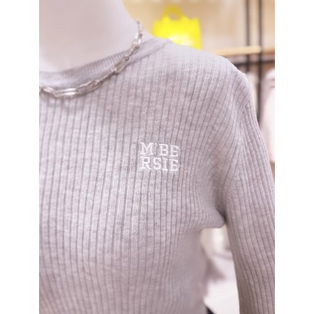 로고 포인트 라운드넥 골지 니트탑