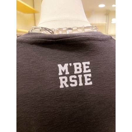 절개 비대칭 포인트 티셔츠