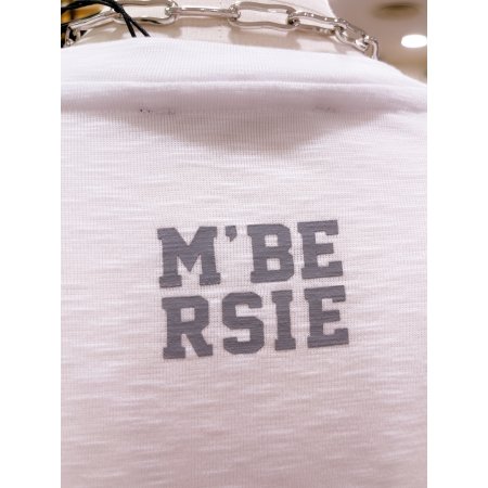 밑단 절개 비대칭 티셔츠