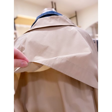 뒷밴딩 숏기장 트렌치 자켓