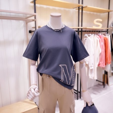 M로고 프린트 티셔츠