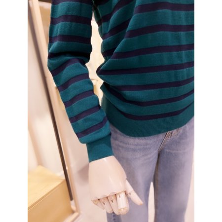 배색 스트라이프 니트