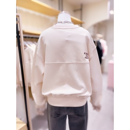 엠블럼 프린트 맨투맨