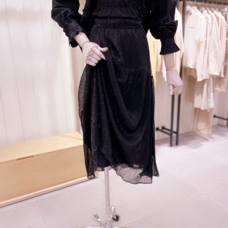메탈주름지 라운드 절개 롱스커트